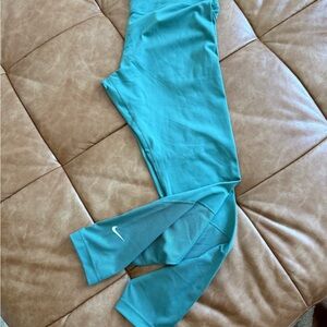 Nike Dri-FIT Turquoise Leggings
